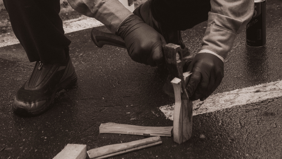 Заготовка дров для полевых кухонь